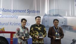 PT Lautan Natural Krimerindo Resmikan Proyek Solar Panel - JPNN.com