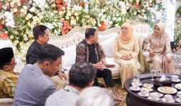 All Out Dukung Khofifah, Abah Kirun: Pilih Pemimpin Berpengalaman - JPNN.com