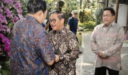 Kejutan dari SBY: Nyanyi di Pestapora hingga Pertemuan dengan Pramono-Rano - JPNN.com