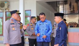 Polisi Jaga Penetapan Paslon Bupati-Wabup Rohil Secara Humanis, Situasi Aman & Kondusif - JPNN.com