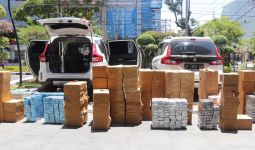 Bea Cukai Gagalkan Peredaran Ratusan Ribu Rokok Ilegal di Semarang - JPNN.com