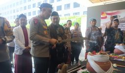 Lestariakan Budaya Lokal, Polda Banten Gelar Pameran Golok - JPNN.com