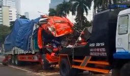 Detik-detik Kecelakaan Maut di Tol Dalam Kota Hari Ini, Kami Ikut Berdukacita - JPNN.com