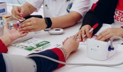 Cegah Penyakit Kronis, Dexa Group Gelar Skrining Kesehatan Gratis di 1.400 Apotek & Klinik - JPNN.com