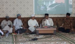 Demi Kelancaran Kampanye, Ridwan Kamil Minta Restu ke Ponpes Darul Ishlah - JPNN.com