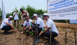 ASDP Tanam 3 Ribu Bibit Mangrove di Tangerang, Wujud Komitmen Jaga Kualitas Perairan - JPNN.com