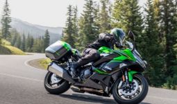 Kawasaki Ninja 1100SX MY2025 Diracik Lebih Agresif - JPNN.com