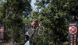 76 Indonesian Downhill 2024, Para Downhiller Elite Siap Taklukkan Ternadi Bike Park Demi Gelar Juara - JPNN.com