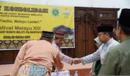 Pontianak Optimistis Raih Juara Umum Festival Melayu Kalbar XIII 2024 - JPNN.com