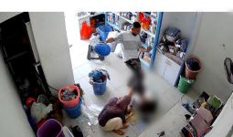 Diduga Cemburu, Pria di Gresik Tega Menganiaya Kekasihnya, Lihat - JPNN.com