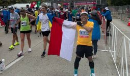 Berlari dalam Suhu Dingin & Terpaan Angin, Misbakhun Capai Finis Chicago Marathon 2024 - JPNN.com