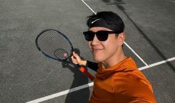 Sibuk Bersama Yovie & Nuno, Adhyra Yudhi Sisihkan Waktu Bermain Tenis - JPNN.com