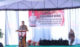 AKBP Ruri Prastowo Gelar Cooling System di Desa Sidomulyo Demi Mewujudkan Pilkada Damai - JPNN.com