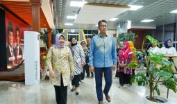 Sambut Pelantikan Presiden, Sekjen MPR Buka Pameran Perpustakaan & Museum - JPNN.com