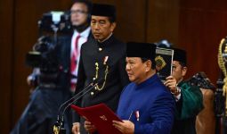 Jokowi Resmi Lengser, Prabowo Kini Menjabat Presiden RI - JPNN.com