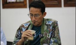 Kunjungi Kedai Saat Kopi di Surabaya, Sandiaga Uno: Konsepnya Unik - JPNN.com