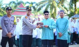 Hari Santri, Polres Rohul Ajak Bahrul Ulum Ikut Sukseskan Pilkada Damai - JPNN.com