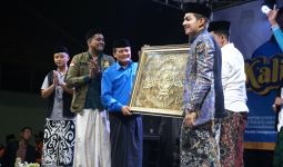 Hadiri Majelis Sholawat Hari Santri Nasional, Ahmad Luthfi Sebut Dirinya Juga Santri - JPNN.com