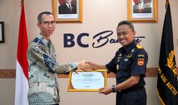 Selamat, Kanwil Bea Cukai Banten Raih Penghargaan dari PT Lotte Chemical Indonesia - JPNN.com