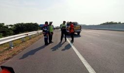 Polisi Selidiki Penyebab Truk tak Kuat Menanjak di KM 97 Tol Cipularang - JPNN.com