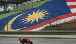 MotoGP Malaysia 2024: Siasat Pecco Bagnaia Menunda Jorge Martin Juara Dunia - JPNN.com