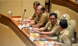 DPR Apresiasi Penjabat Gubernur Jateng Atas Respons Soal Isu Netralitas Kades dan Lurah - JPNN.com