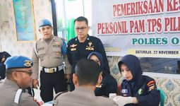 Patut Ditiru, Ratusan Polisi yang Awasi TPS Jalani Pemeriksaan Kesehatan - JPNN.com