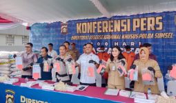 4 Orang Ditangkap Gegara Jual Pupuk Berbsubsidi di Atas HET - JPNN.com