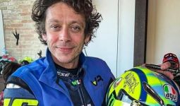 Cara Valentino Rossi Menyulam Kebahagiaan Untuk Korban Banjir - JPNN.com