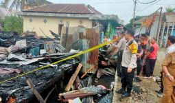 Kebakaran di Palembang Menghanguskan 2 Rumah dan 1 Bedeng, Begini Kejadiannya - JPNN.com