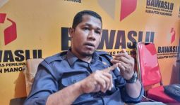 Anak Kecil Usia 12 Tahun Ikut Mencoblos, Bawaslu Rekomendasikan PSU - JPNN.com