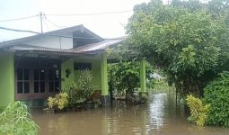 Ratusan Kepala Keluarga Terdampak Banjir di Kota Bengkulu - JPNN.com