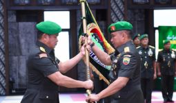 Melantik Dua Pejabat Strategis TNI AD, KSAD Jenderal Maruli Tekankan Pentingnya Kepemimpinan Inspiratif - JPNN.com