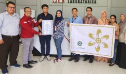 Menarini Indria Laboratories Raih Penghargaan Bendera Emas SMK3 dari Kemnaker - JPNN.com