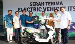 Dirut Petrokimia Gresik Bersama ITS Perbarui Ratusan Motor Listrik Operasional - JPNN.com