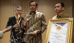 Naik Level, Pemprov Jateng Raih IGA Award Kategori Terinovatif - JPNN.com