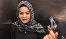 Artis Hana Hanifah Diduga Terima Aliran Dana Ratusan Juta dari Kasus Korupsi di Riau - JPNN.com