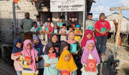 BWA Distribusikan 40 Ribu Alquran Wakaf ke Wilayah Terpencil di Maluku - JPNN.com