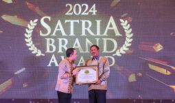 Satria Brand Award 2024: Pj Gubernur Jateng Raih Penghargaan Penjaga Stabilitas Wilayah di Tahun Politik - JPNN.com