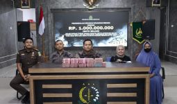 Kejari Bengkalis Selamatkan Uang Negara Rp 1 Miliar dari Tersangka Korupsi di BRK - JPNN.com