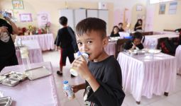 Dukung Program Makanan Bergizi Gratis, Kalbe Luncurkan Milk Pro - JPNN.com