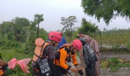 Siswa SD di Lombok Timur Hilang Terseret Arus Air Jaringan Irigasi - JPNN.com