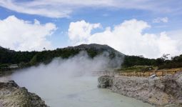 Jelang Libur Nataru, Status Gunung Dieng Naik ke Level Waspada - JPNN.com