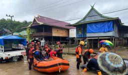 Proses Evakuasi Korban Banjir di Sulsel Terus Berlanjut - JPNN.com