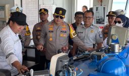 Pastikan Keselamatan Penumpang, Kapolres Banyuasin Lakukan Monitoring di Pelabuhan - JPNN.com