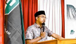 Memaknai Putusan PTUN Terhadap Gugatan Anwar Usman - JPNN.com