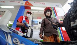 Kabar Awal Tahun, Pertamina Menaikkan Harga BBM - JPNN.com