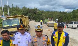 Hamdalah, Jalan Lintas Riau-Sumbar di Tanjung Alai Hari Ini Kembali Normal - JPNN.com