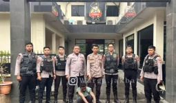 Pria Bersenjata Pengadang Kendaraan di Jakarta Barat Sempat Serang Polisi - JPNN.com