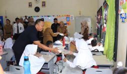 Hari Ini, 5 Sekolah di Palembang Dapat Makan Bergizi Gratis - JPNN.com